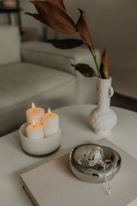 Kaboompics - Silver Ornament in a Metal Dish with Candles