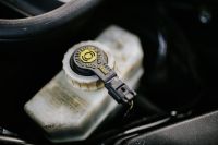 Kaboompics - Brake fluid container close-up