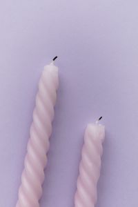 Kaboompics - Twisted Pastel Candles Close Up Texture