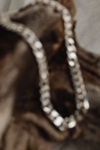Kaboompics - Soft-Focus Silver Chain, Abstract Jewelry Background