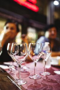 Close up picture of empty glasses in restaurant