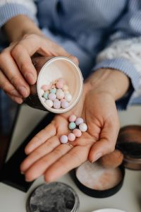 Kaboompics - Guerlain Meteorites Perles Powder