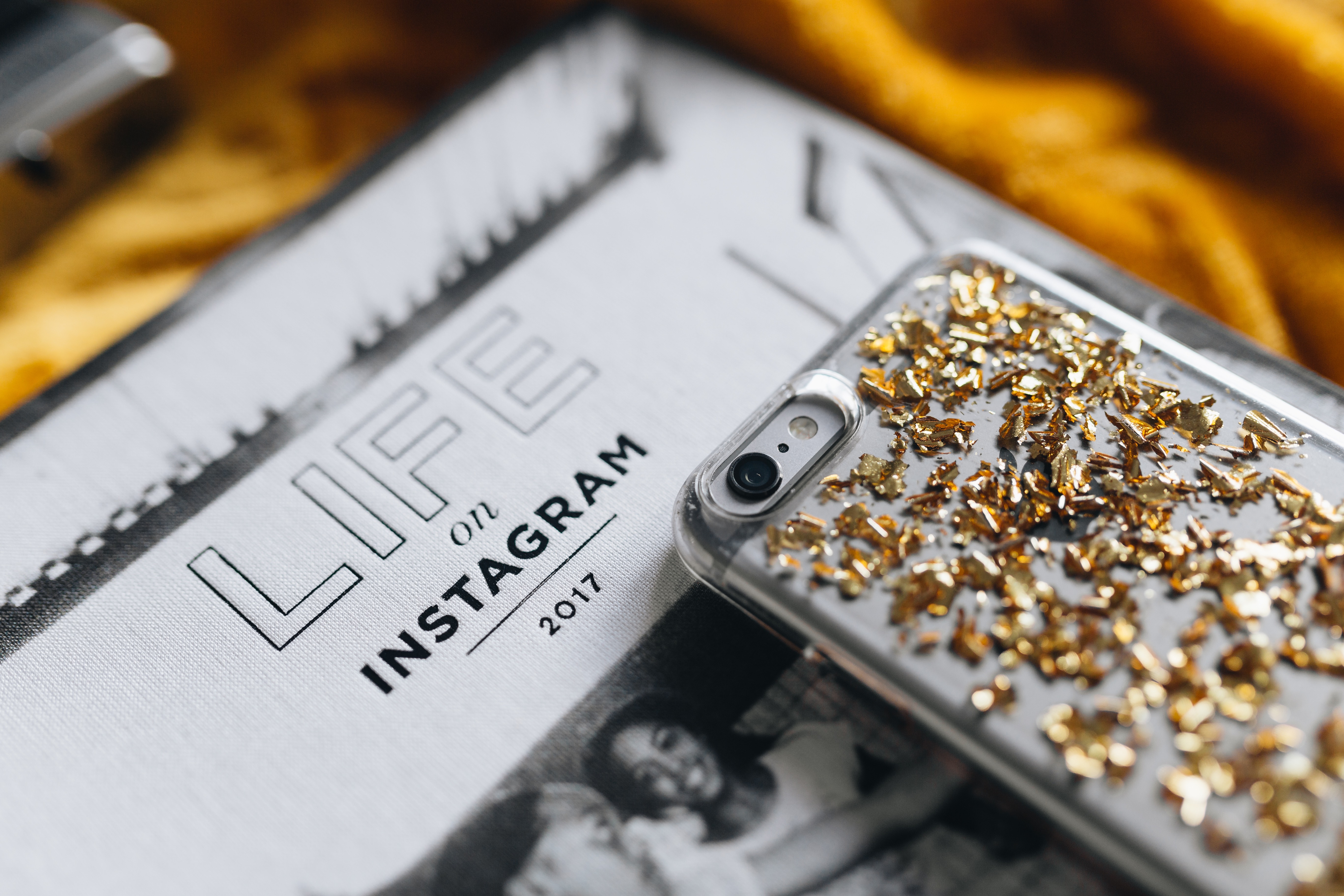 Life on Instagram Book, iPhone mobile